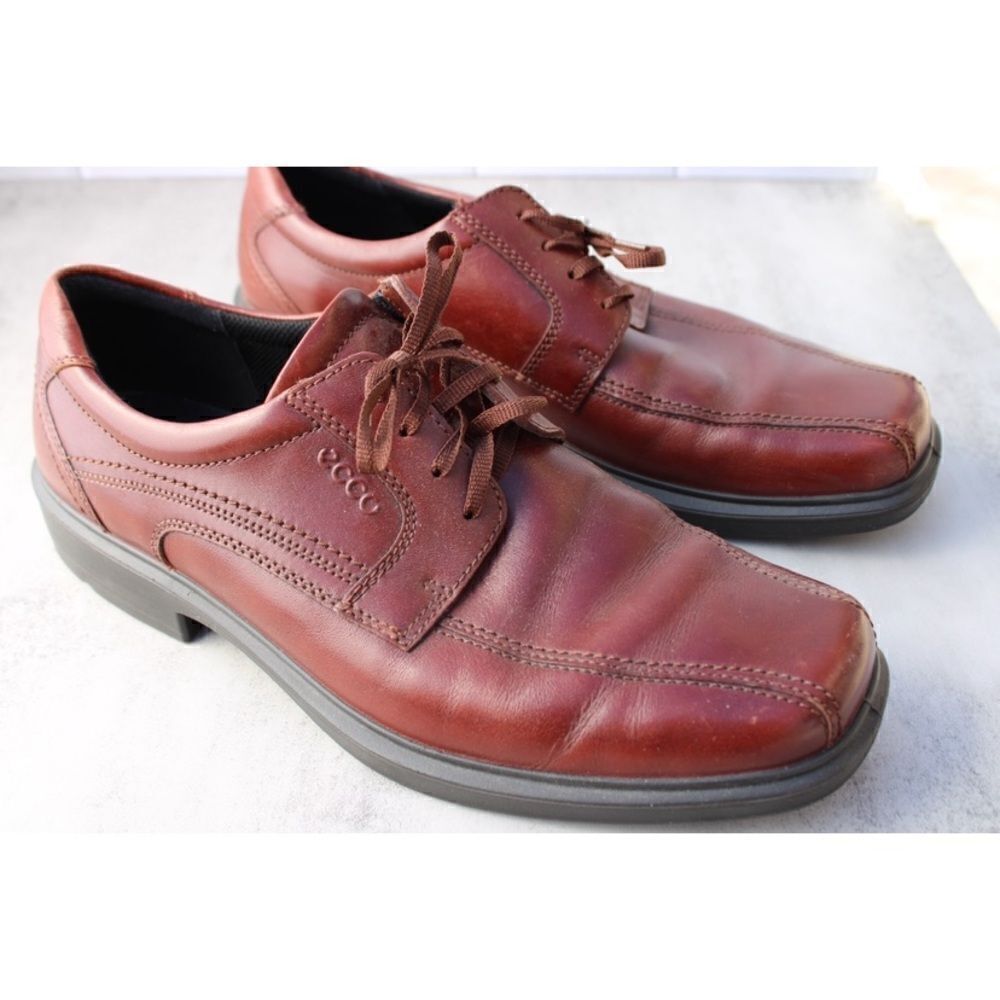 Ecco Men's Rust Brown Colored Oxfords Size 11/11.5